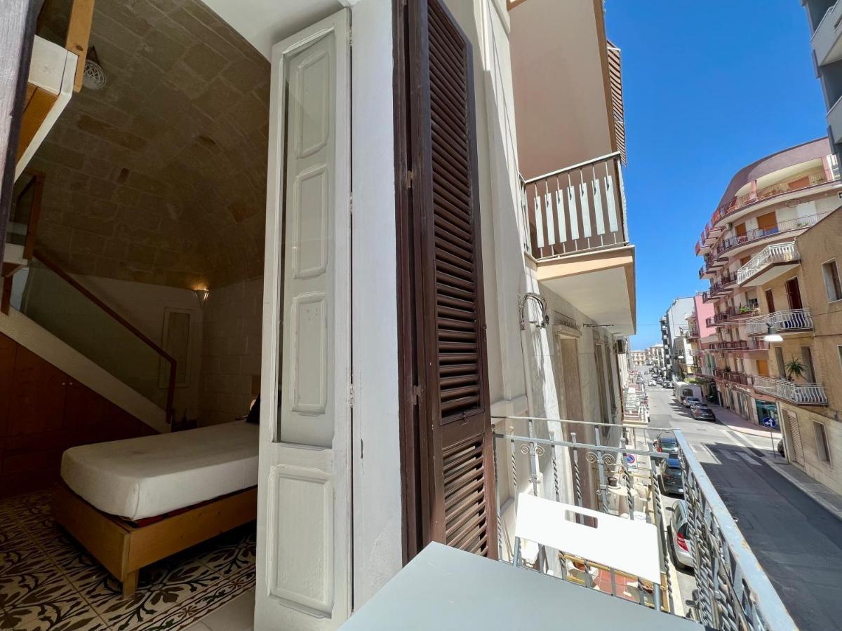 Vittorio Emanuele Apartment Монополи Экстерьер фото